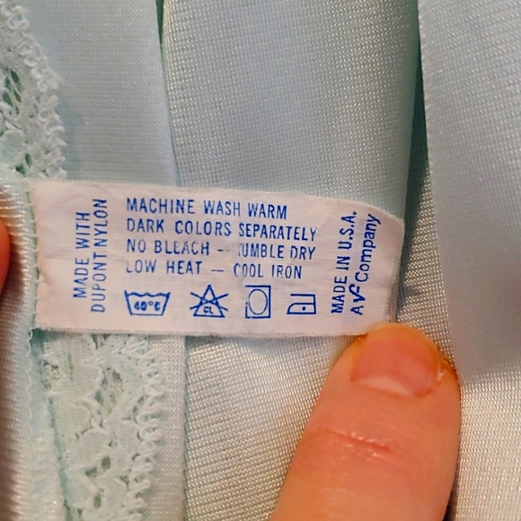 Vanity Fair Deadstock Night Robe LACY VTG Elegant Tie Front Pocket Pastel Green - Picture 14 of 15